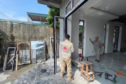 Trường Sinh thông báo tuyển dụng gia công sản xuất cửa nhôm kính