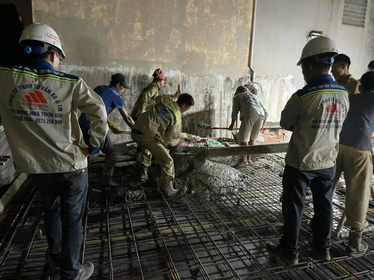 đổ bê tông sàn tầng