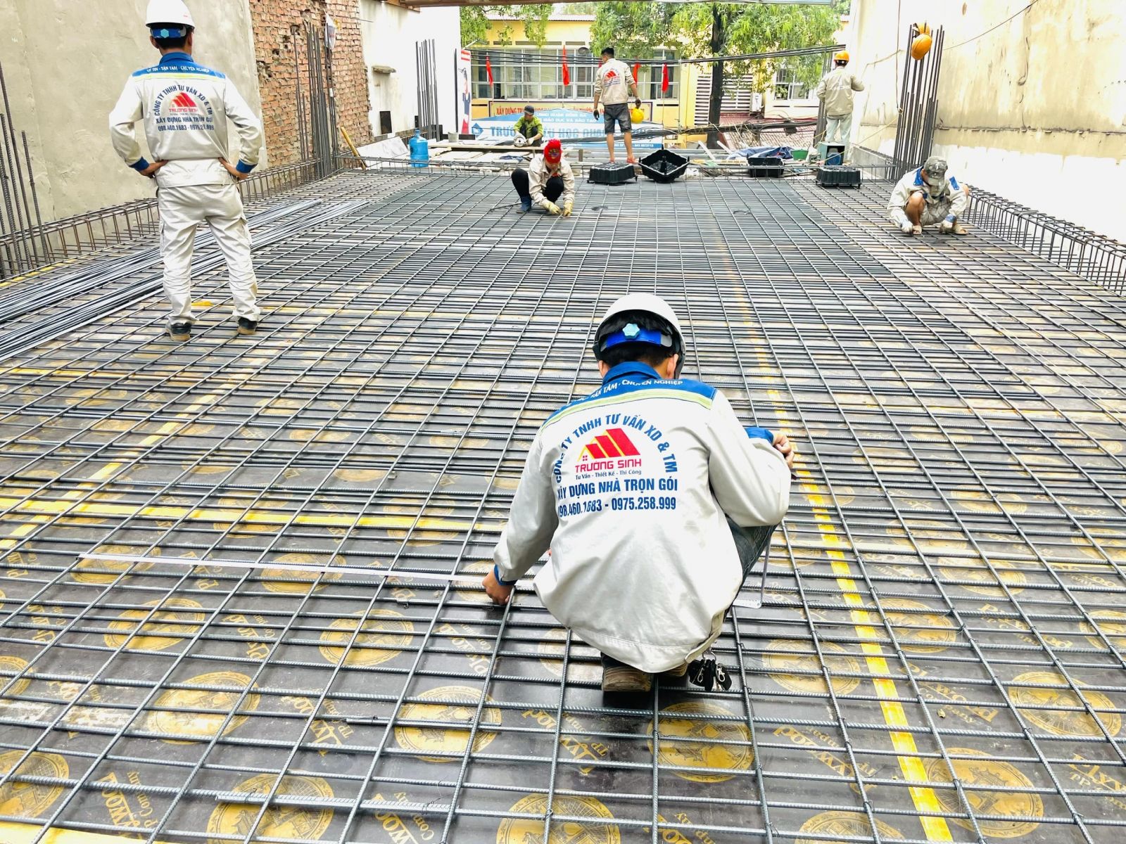 Kiểm tra lưới thép sàn không dầm